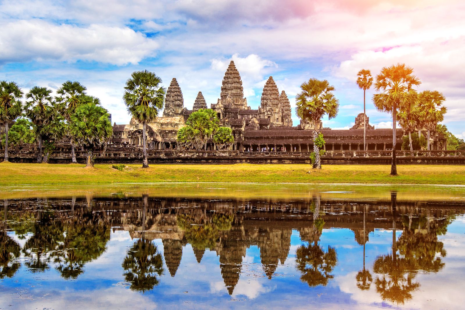 Summer Wonders of Southeast Asia: Five-Star Thailand, Cambodia & Vietnam