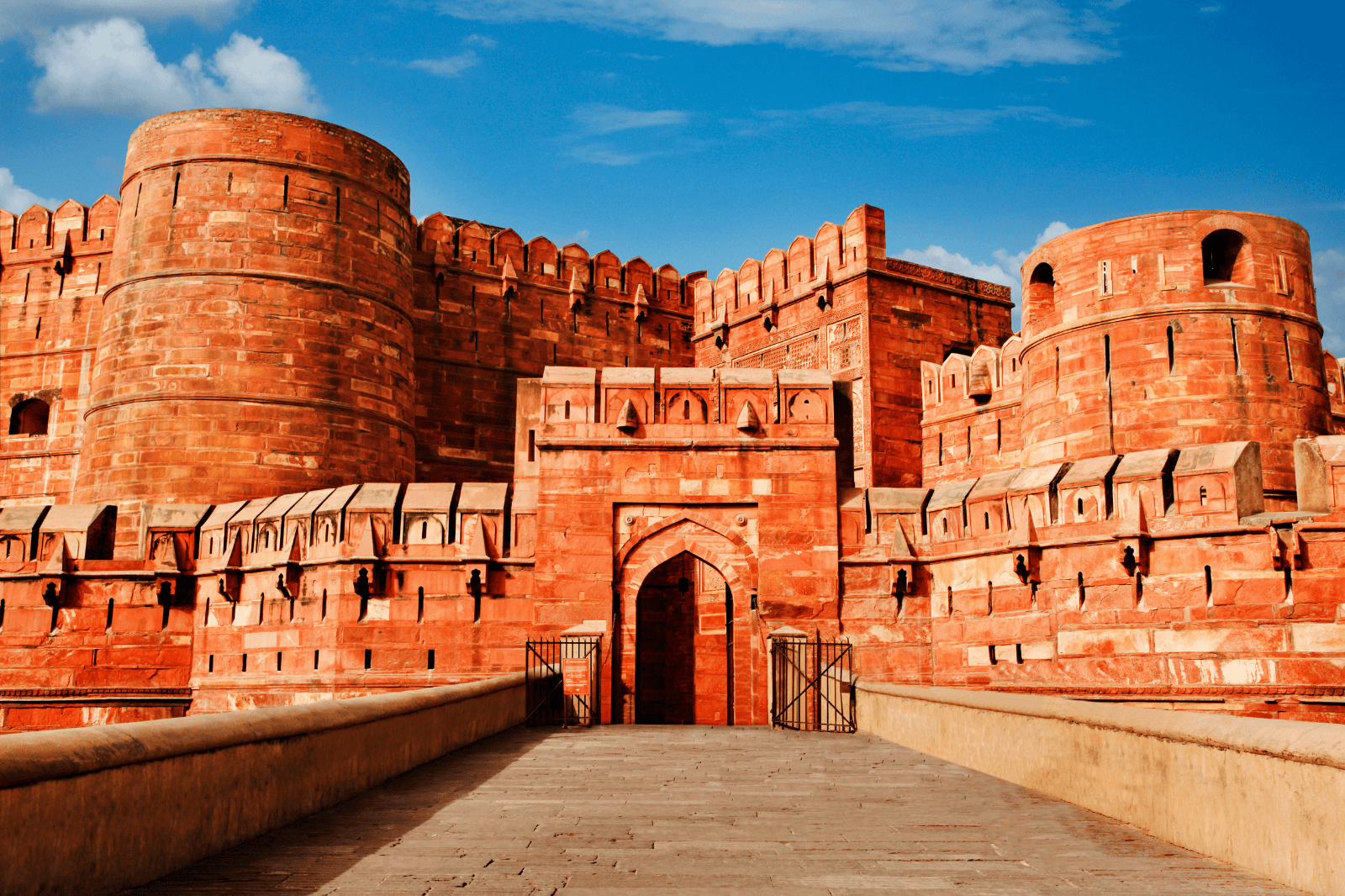 Delhi to Agra