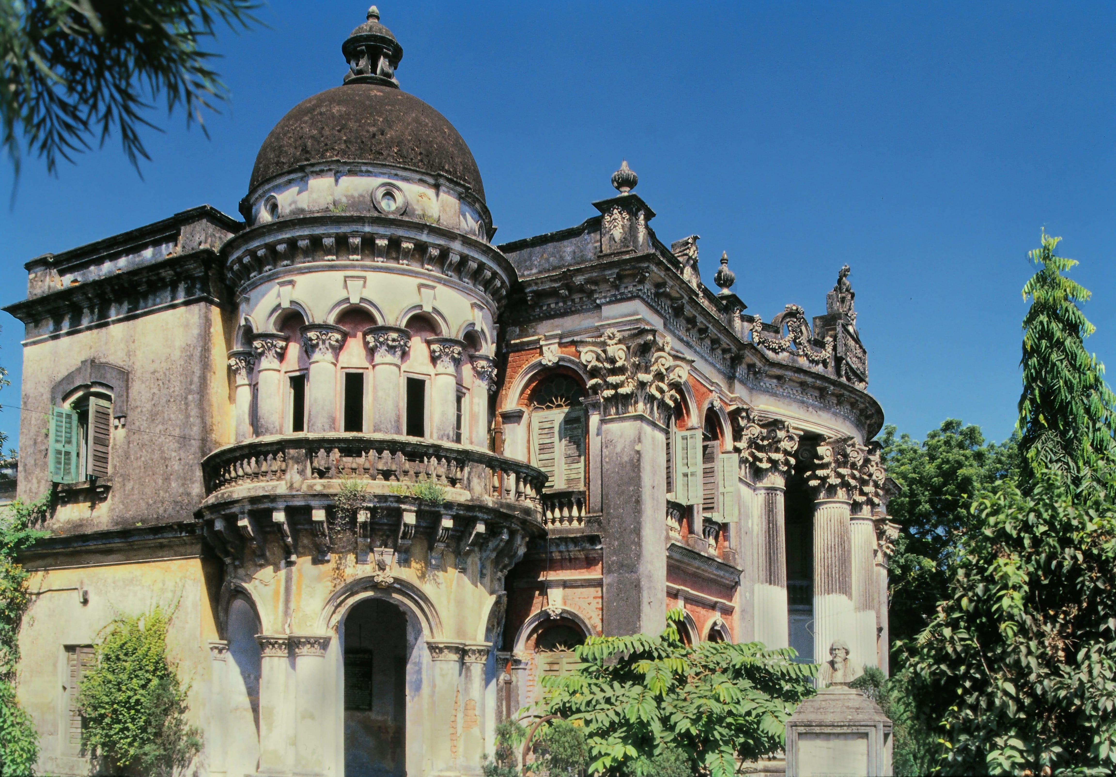 Mayapur to Chandannagar to Kolkata