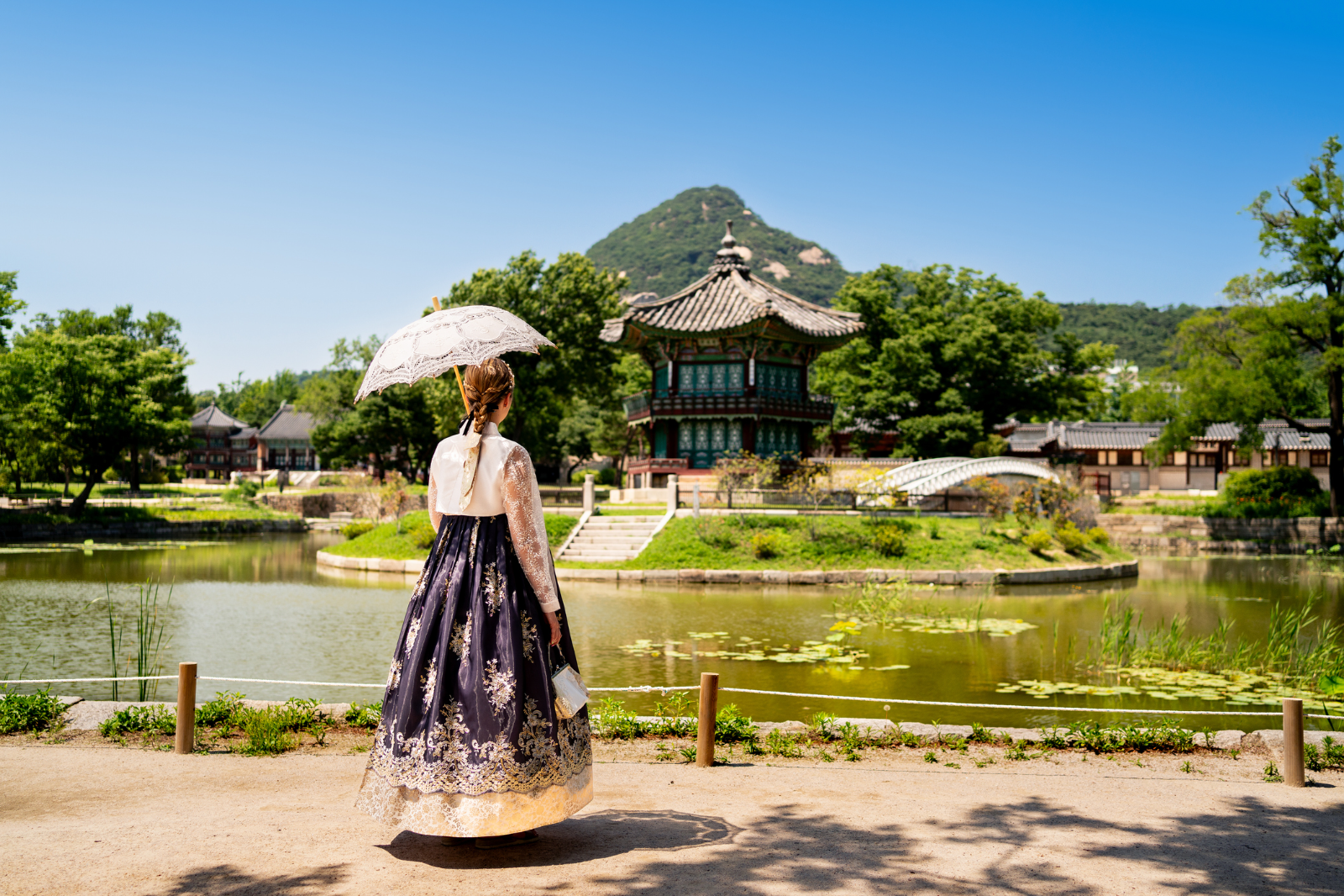Summer Wonders of China & South Korea: Beijing, Xi'an, Shanghai & Seoul