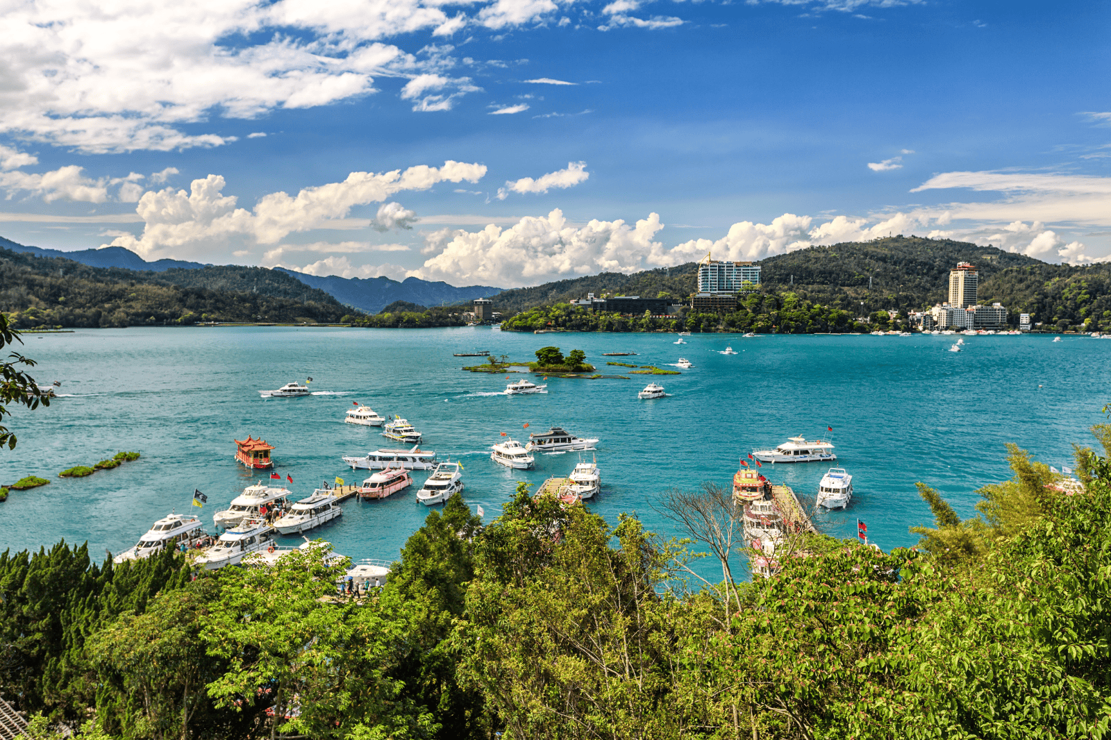 Taichung to Sun Moon Lake