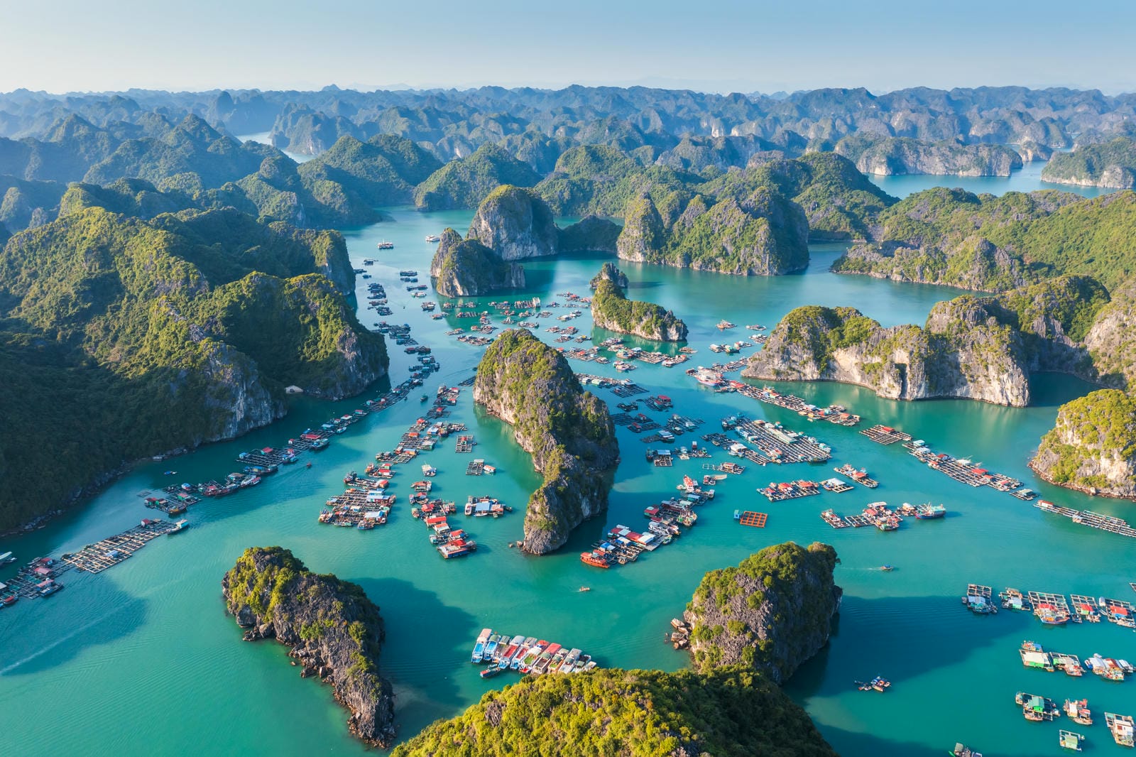 Soul of Vietnam: Ha Long Bay, Hue & Heritage