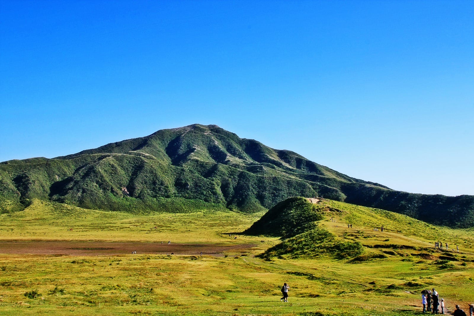 Aso to Kumamoto to Nagasaki (Train Onboard)