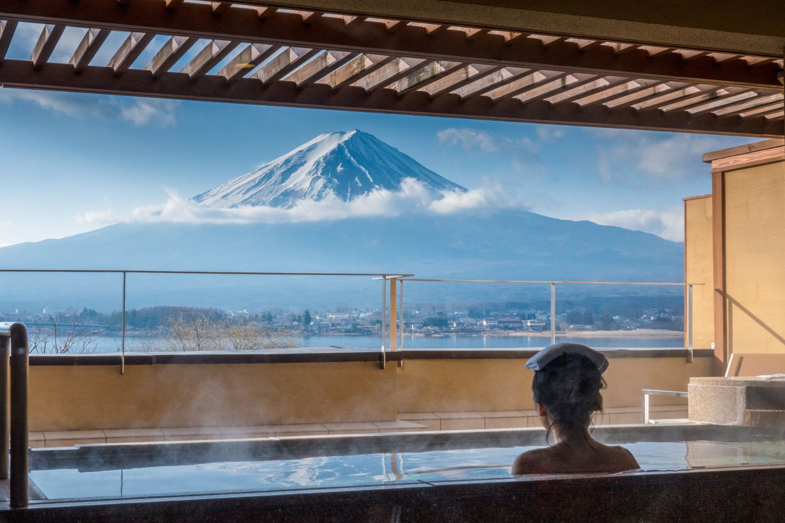 Legends of Japan: Elegant Cities, Sacred Temples, Majestic Peaks, Onsen Retreats & the Iconic Shinkansen