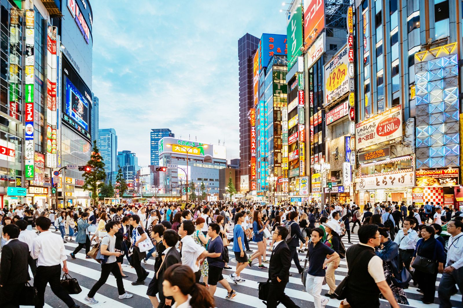 Summer Wonders of Hong Kong & Japan: Experience Hong Kong & Tokyo in Style