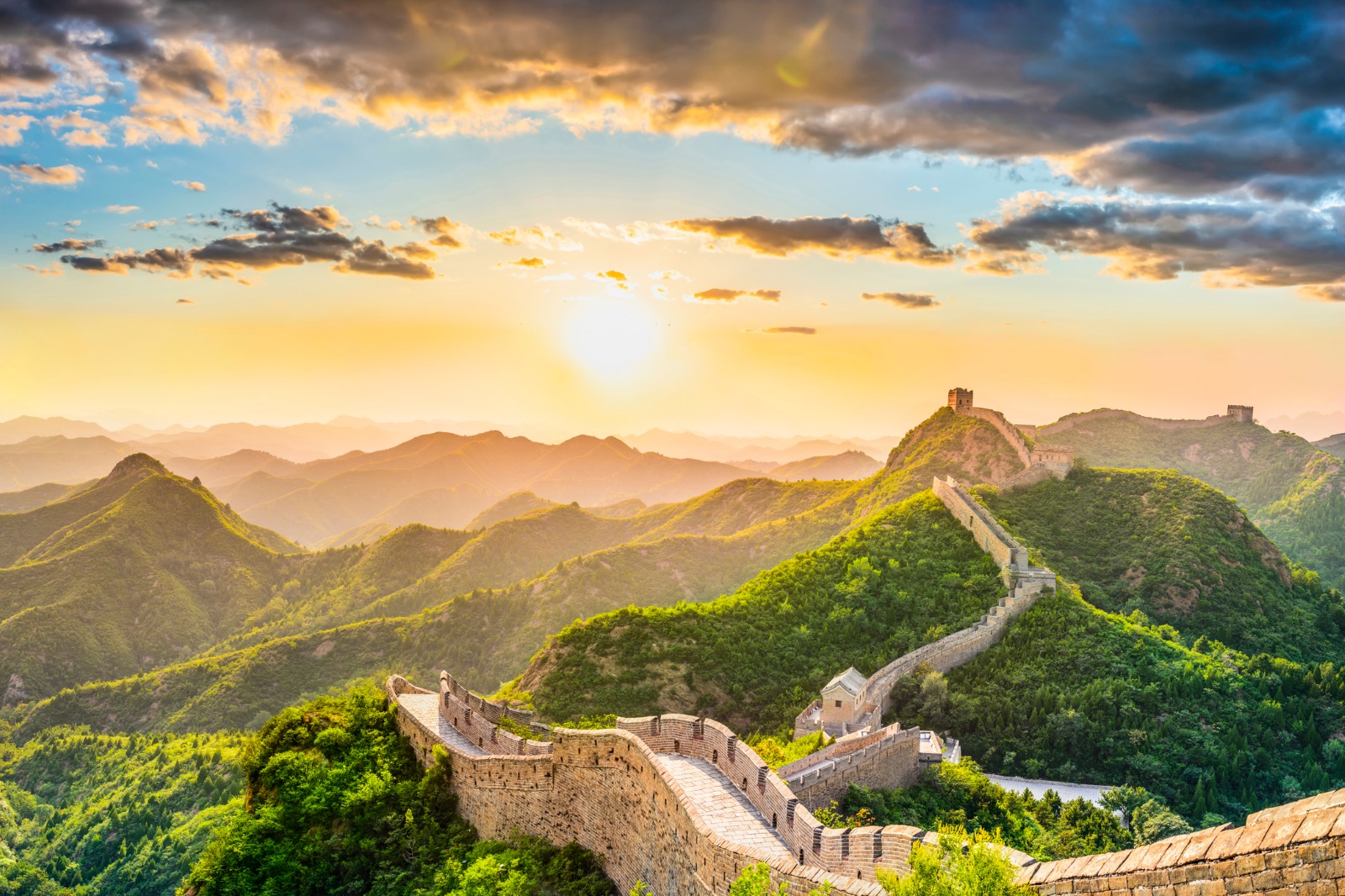 China Unveiled: Tracing Legends from Beijing to Xi’an