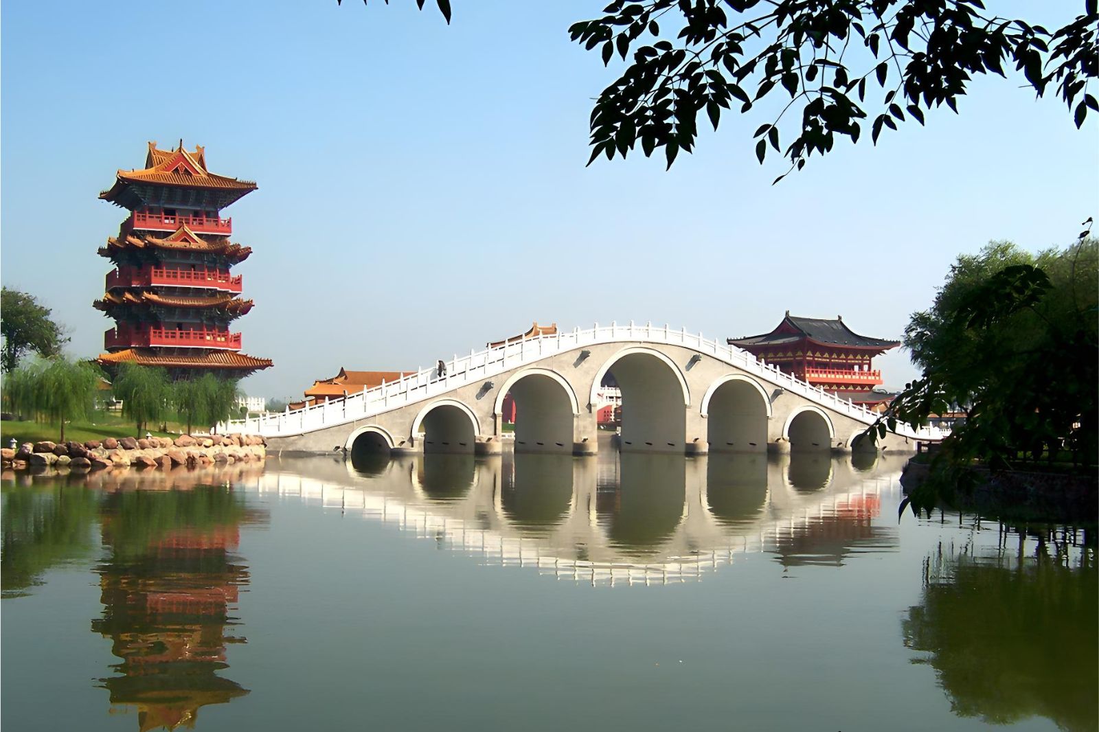 Dengfeng to Kaifeng - A Day in the Song Dynasty