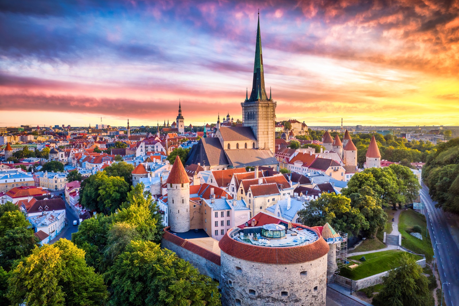 Experience Northern Europe: Tallinn in Style