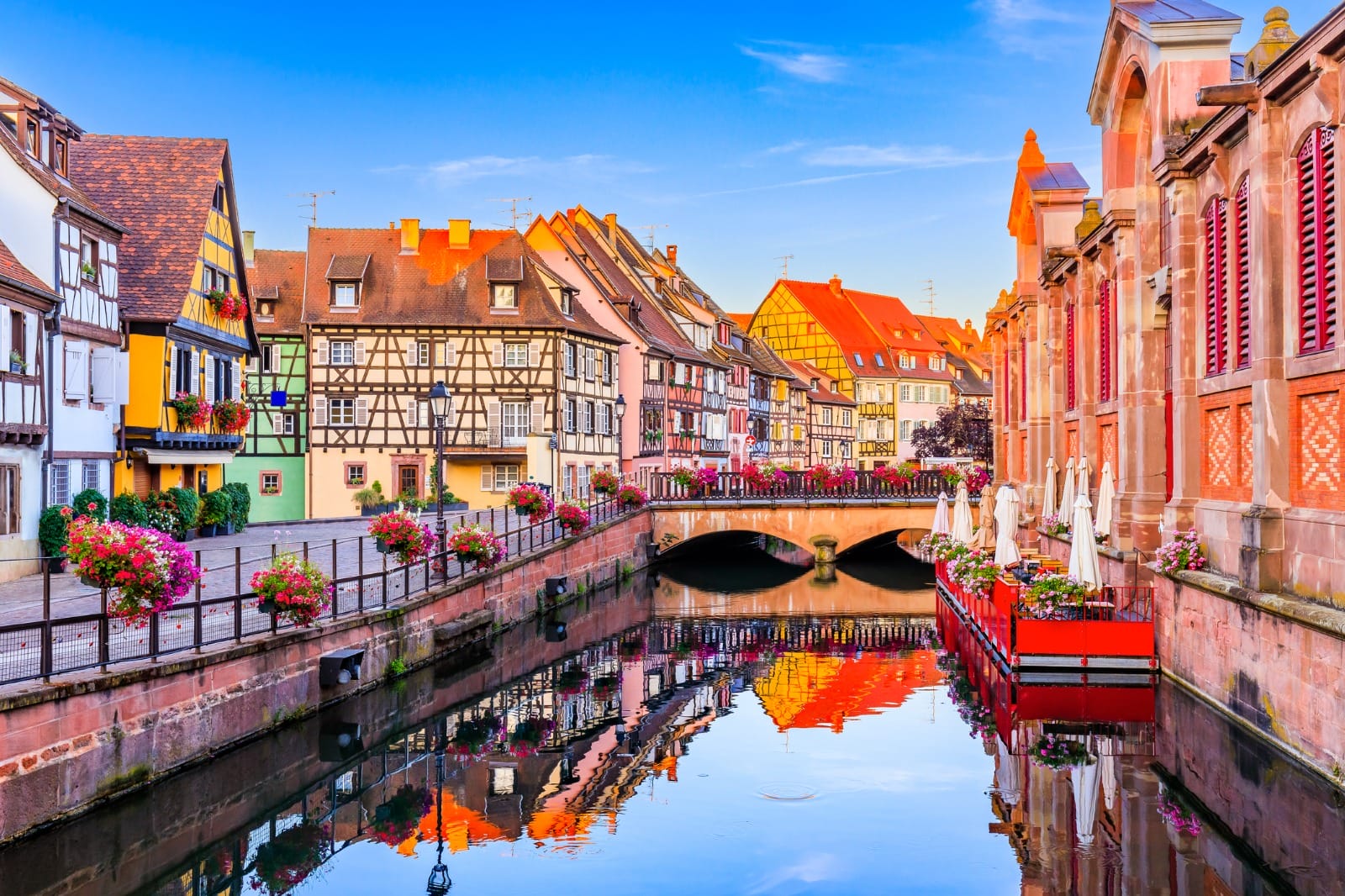 Wonders of Switzerland and France: Alpine Beauty & Parisian Charm