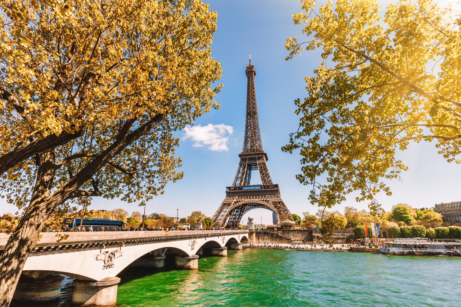 Experience Southern & Western Europe: Discover Rome, Venice, Zurich & Paris