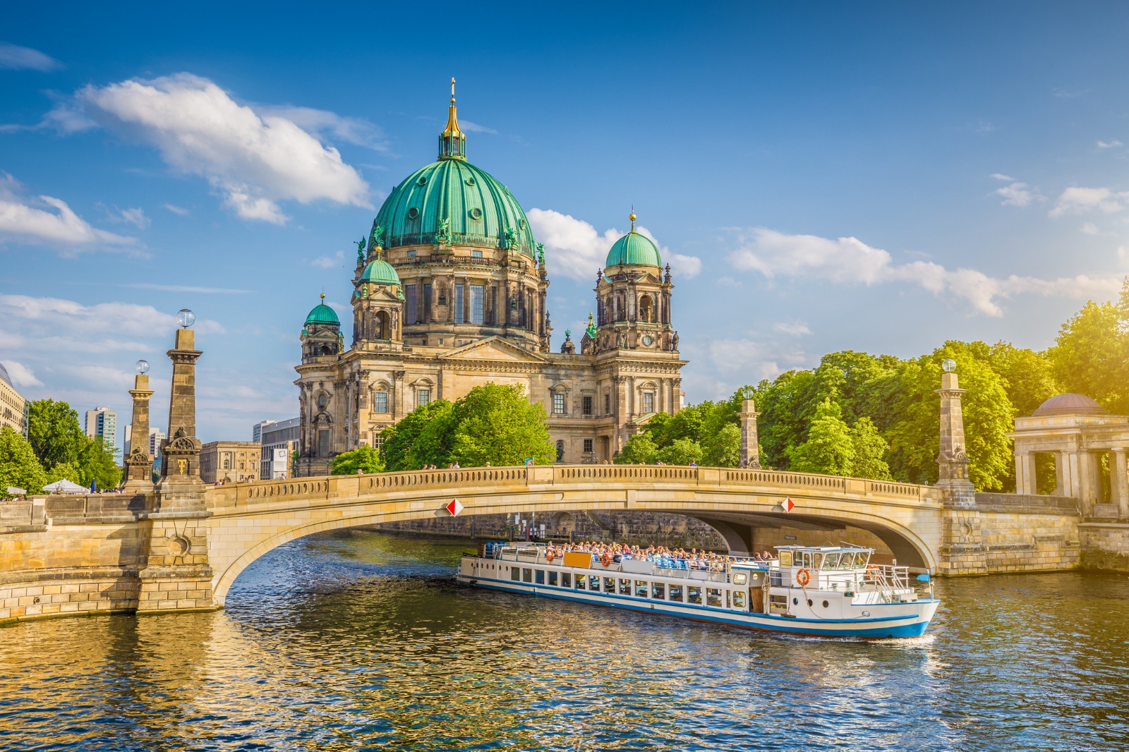 Amsterdam to Hamelin to Berlin