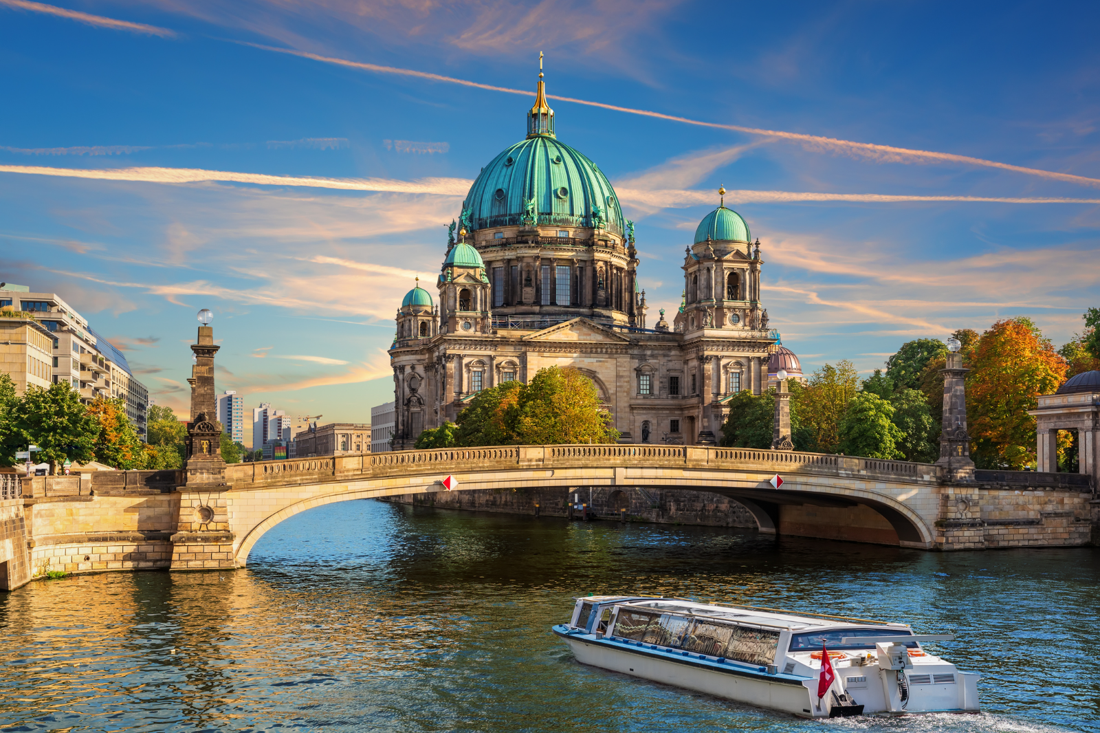 Amsterdam to Hamelin to Berlin