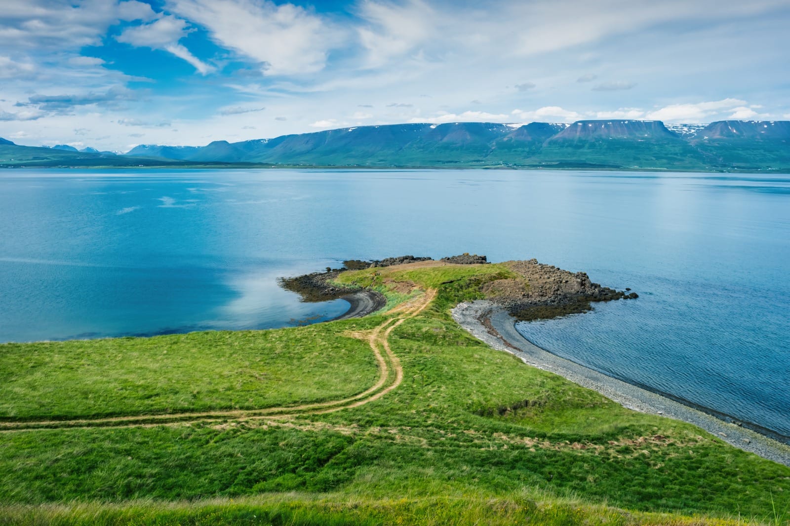 Egilsstaðir to Akureyri