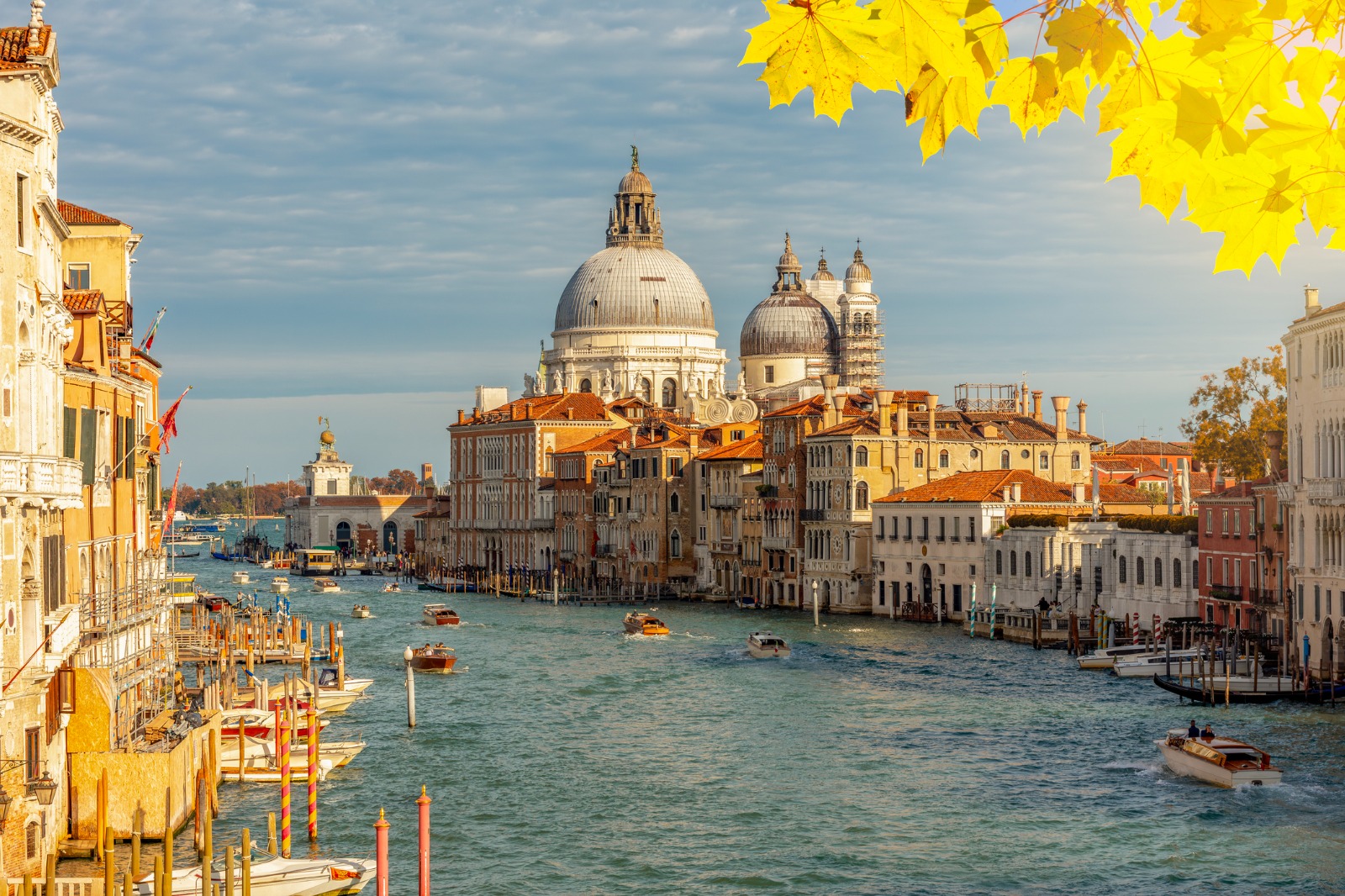 Experience Southern Europe: Discover Rome & Venice
