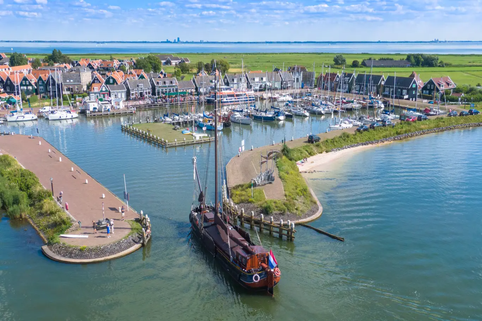 Ferry to Volendam to Amsterdam