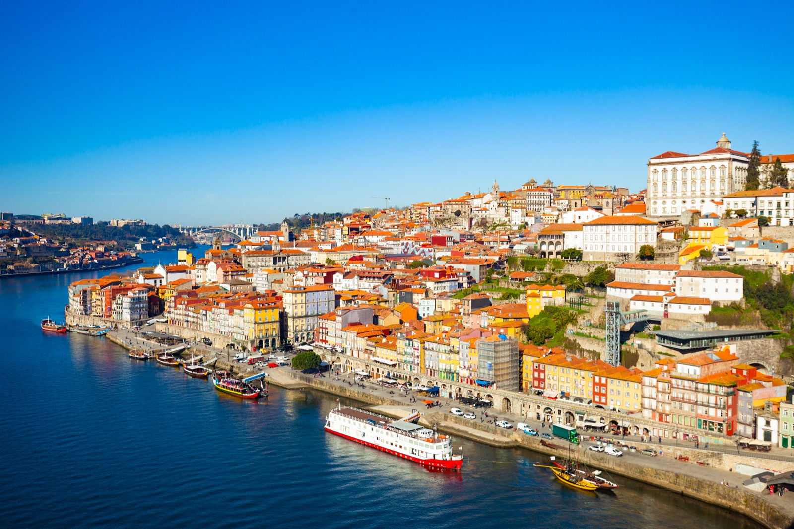 Arrive in Porto