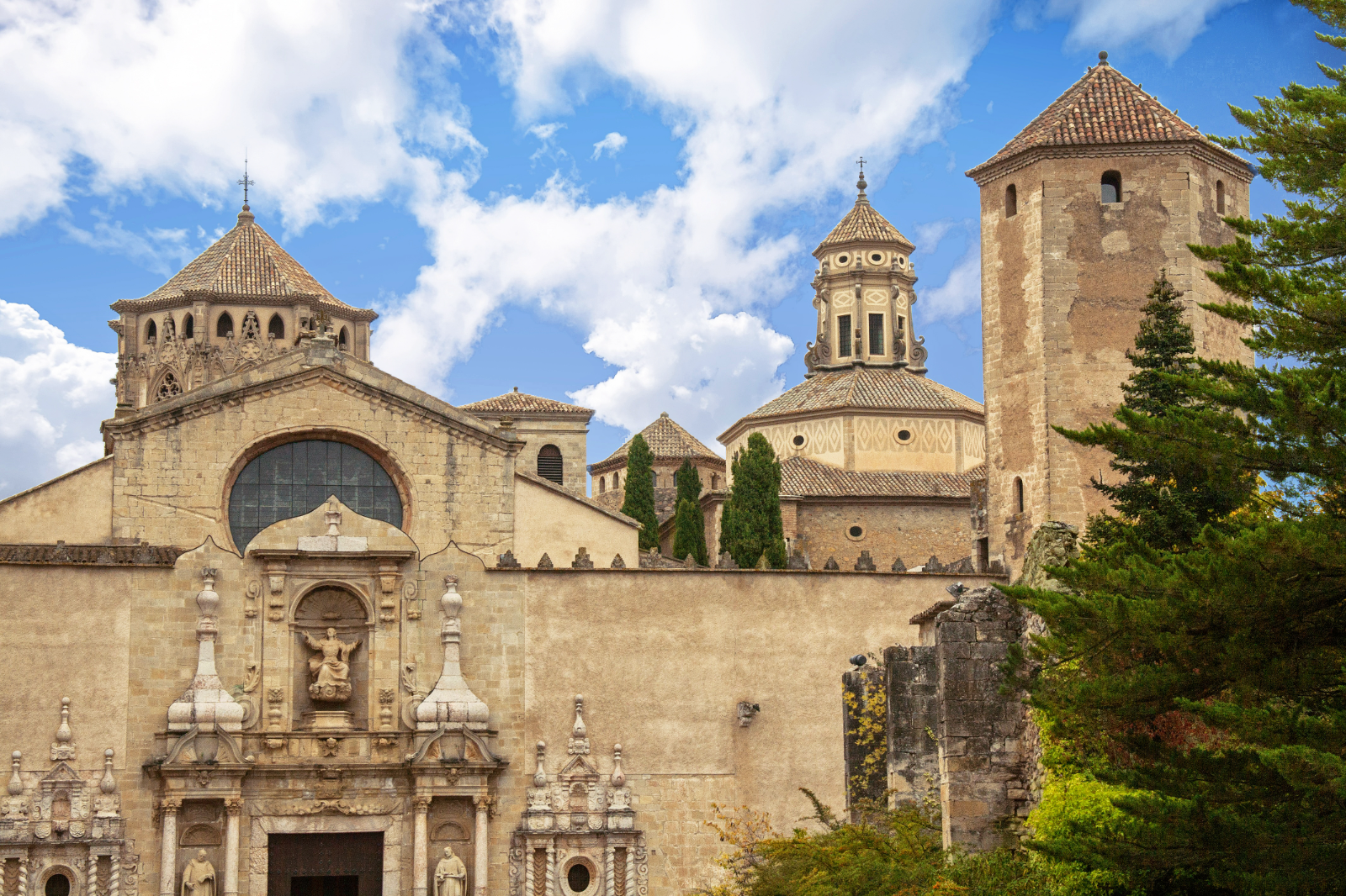 Madrid to Zaragoza to Poblet to Barcelona