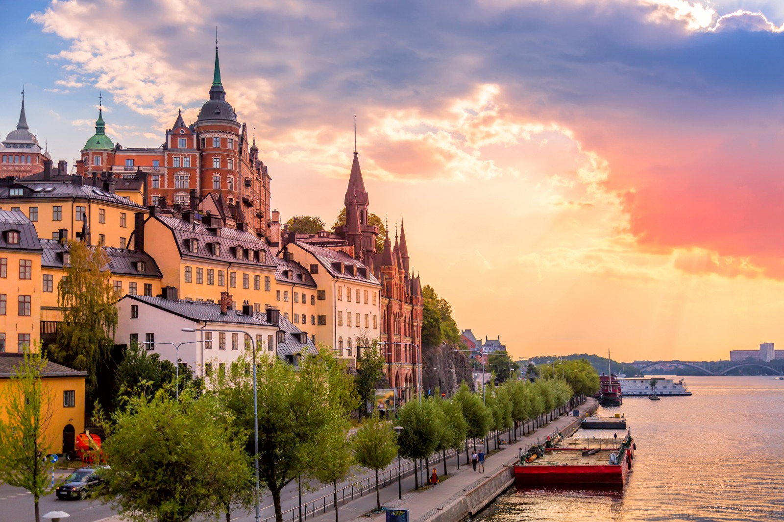 Experience Northern Europe: Helsinki, Stockholm & Oslo in Style