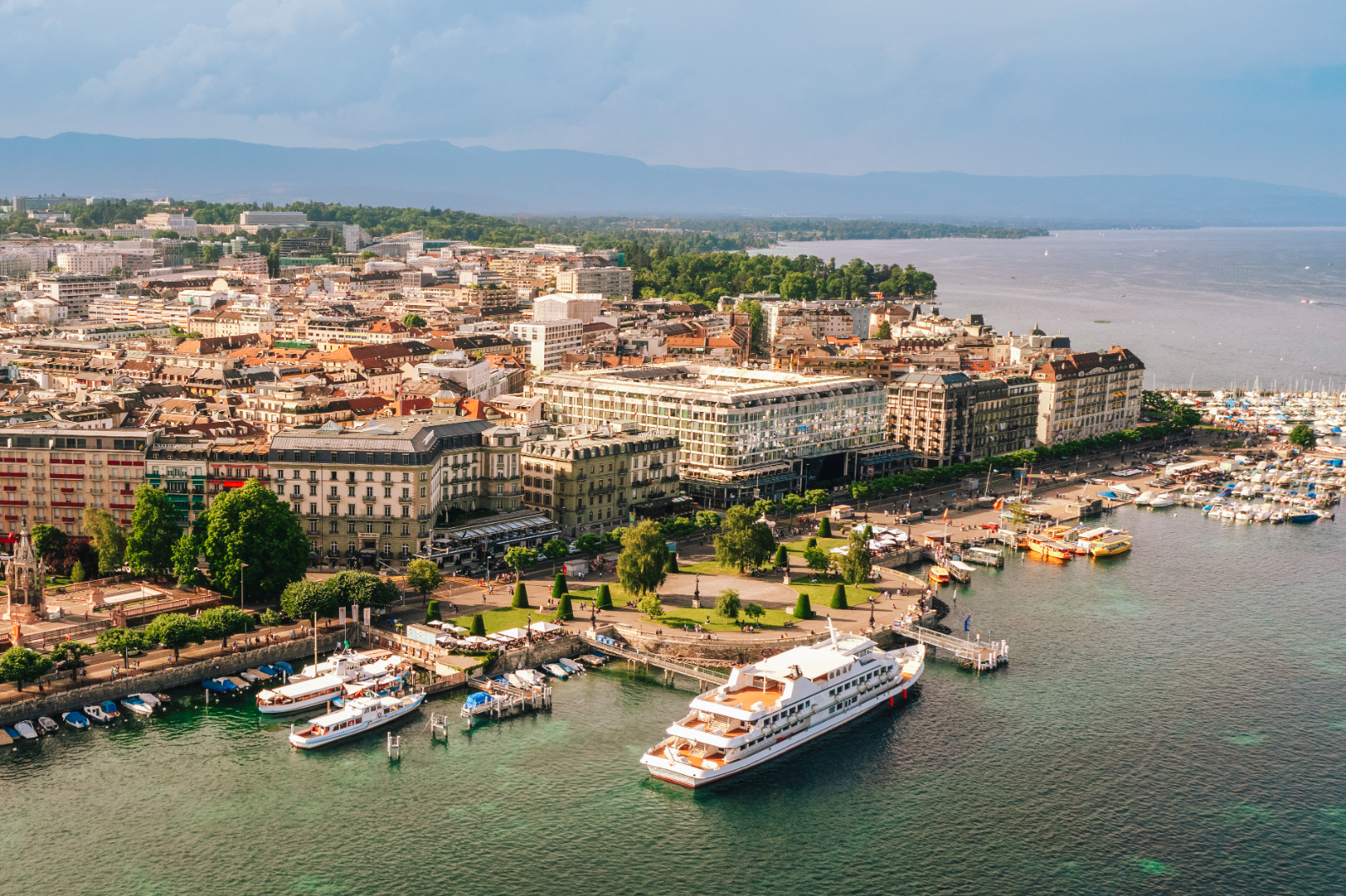 Lyon to Geneva to Neuchâtel to Zurich
