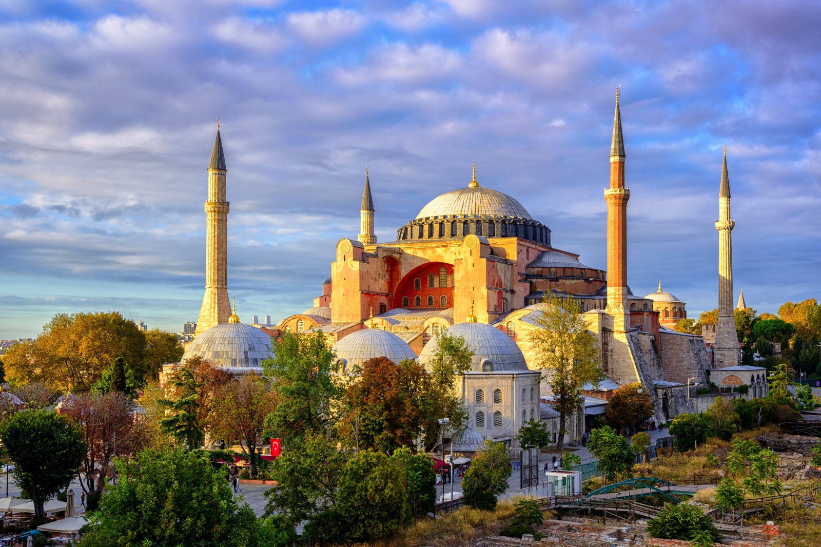 Arrive in Istanbul