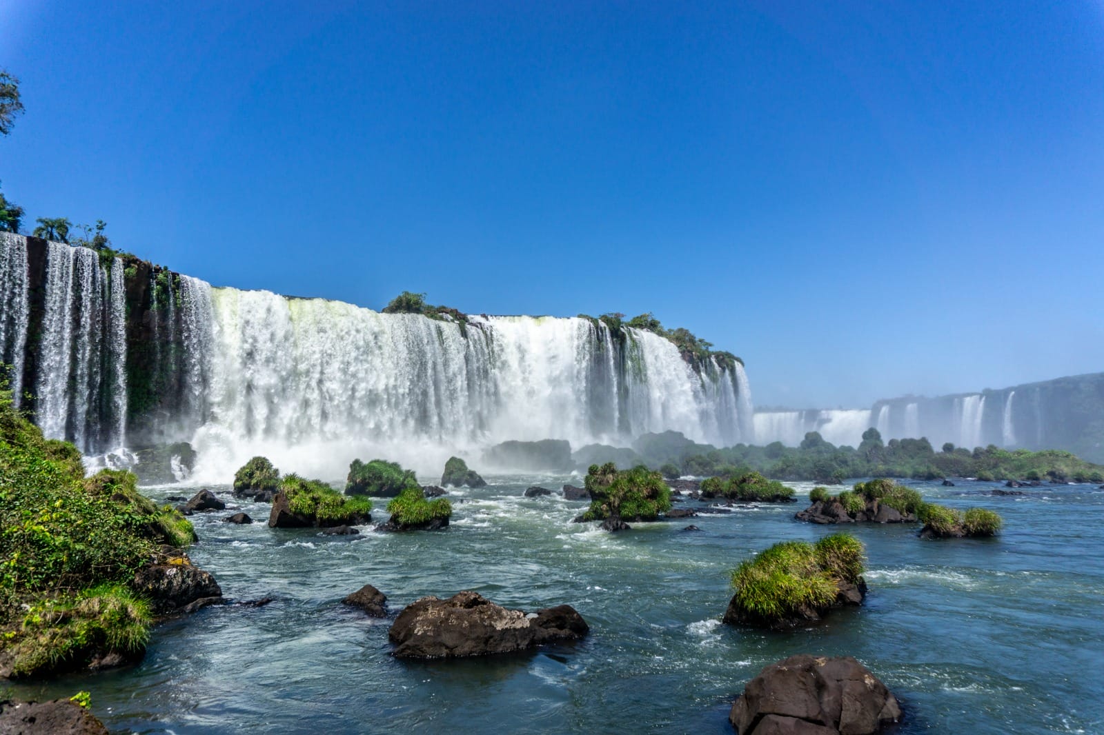 Buenos Aires to Puerto Iguazú